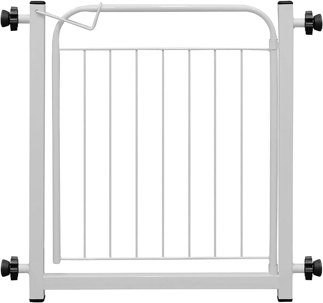 Portão grade pet branco de metal da Açomix com manípulos de pressão pretos nas laterais