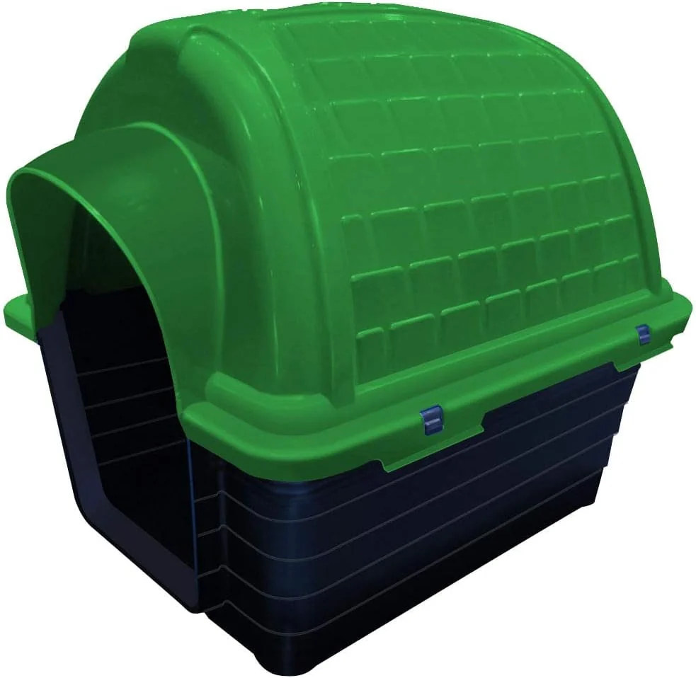 Casinha iglu de plástico Furacão Pet número 4 na cor verde