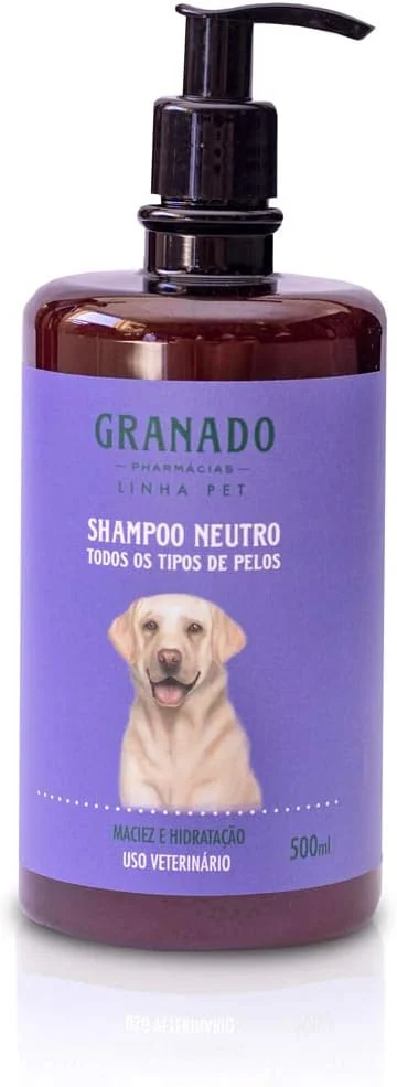 Frasco de 500 ml do shampoo Granado Pet Neutro
