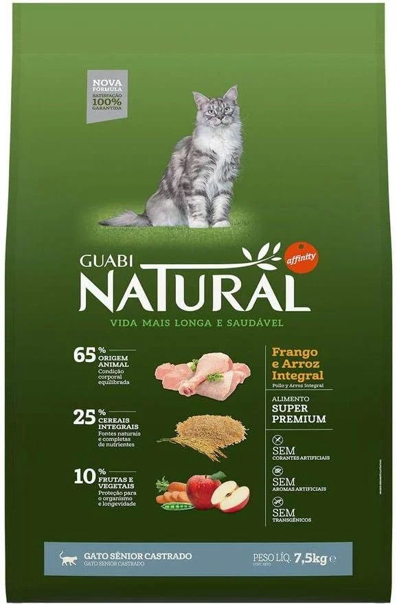 Embalagem da ração Guabi Natural para gatos sênior castrados sabor frango e arroz integral de 7,5 kg