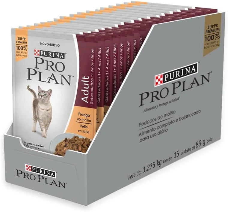 Display com 15 sachês Pro Plan de ração úmida para gatos adultos sabor frango ao molho de 85 g